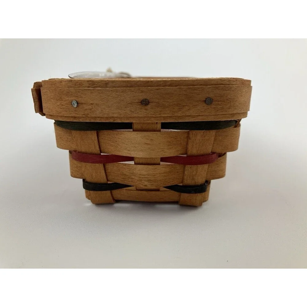 Longaberger includes basket